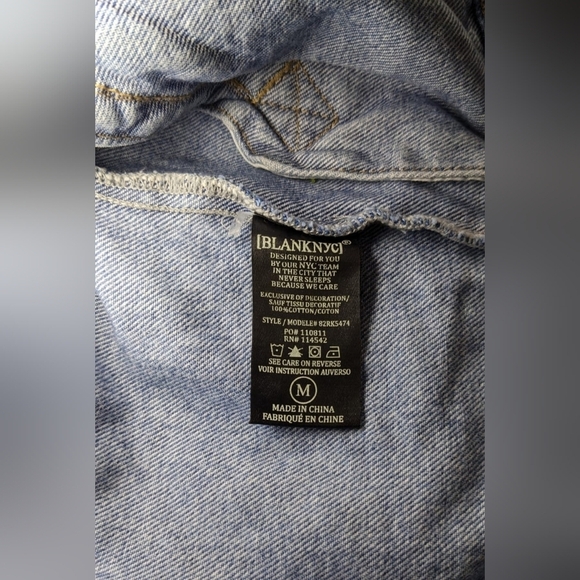 BLANKNYC Bonnaroo Blue Denim Two Tone Fringe Western Jean Jacket Size M - Picture 8 of 11